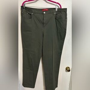 Gloria Vanderbilt Women’s Dark Green Chinos